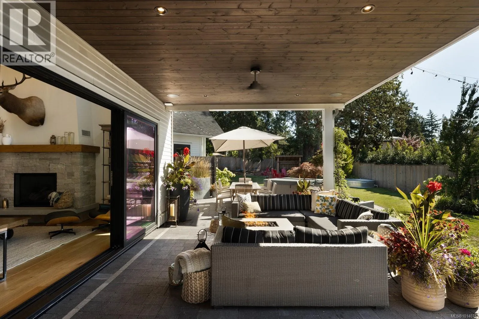 585 Downey Rd