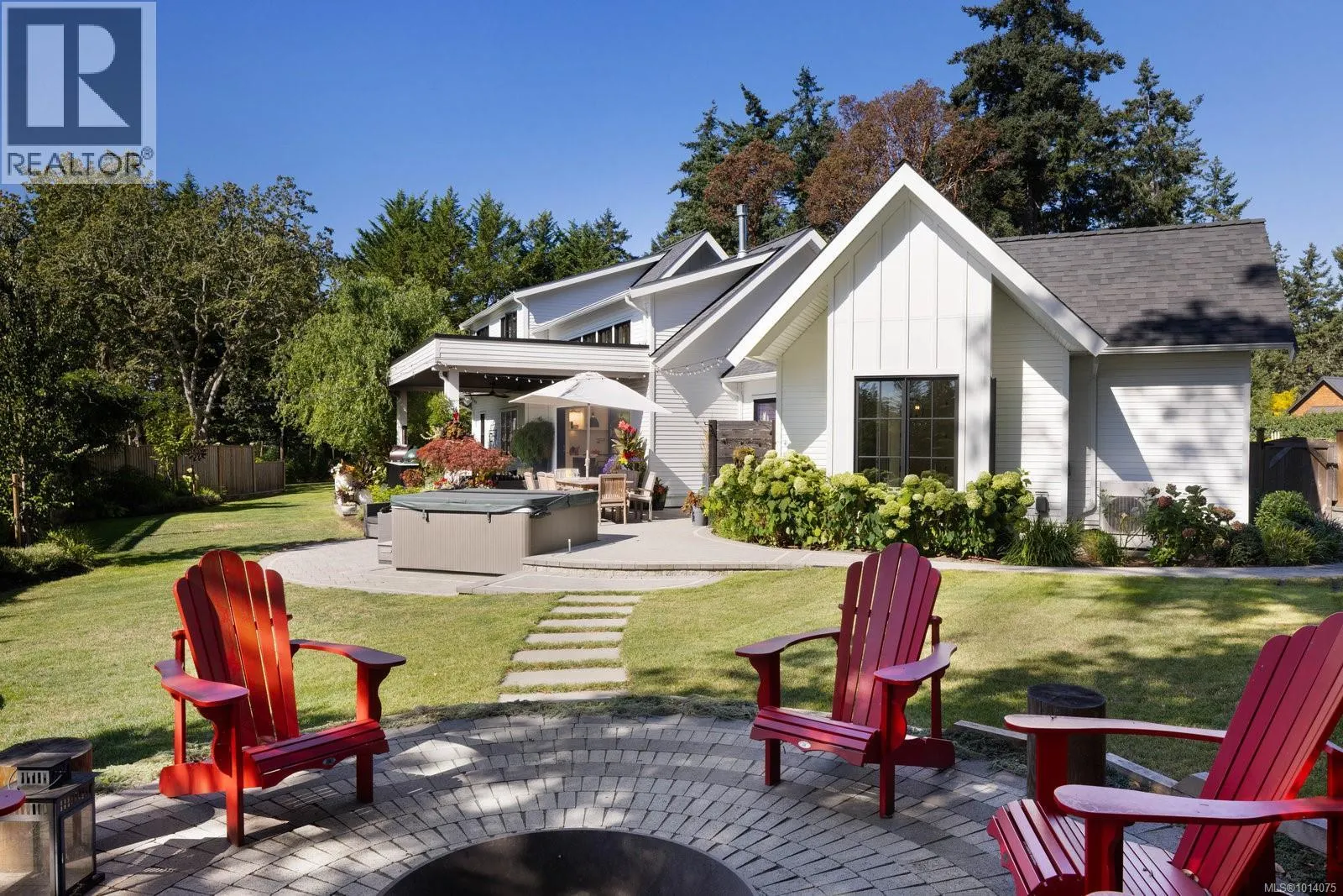 585 Downey Rd