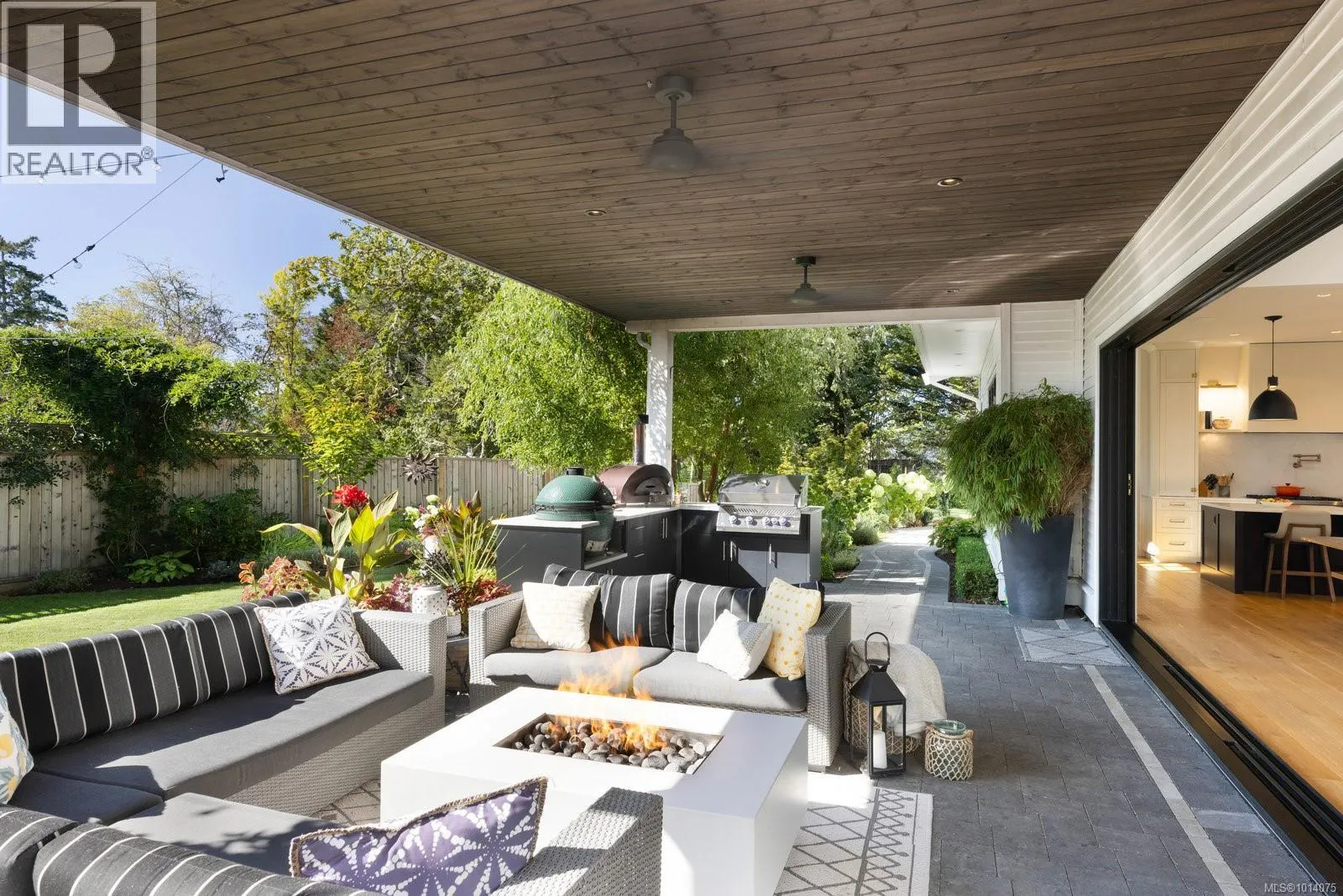 585 Downey Rd