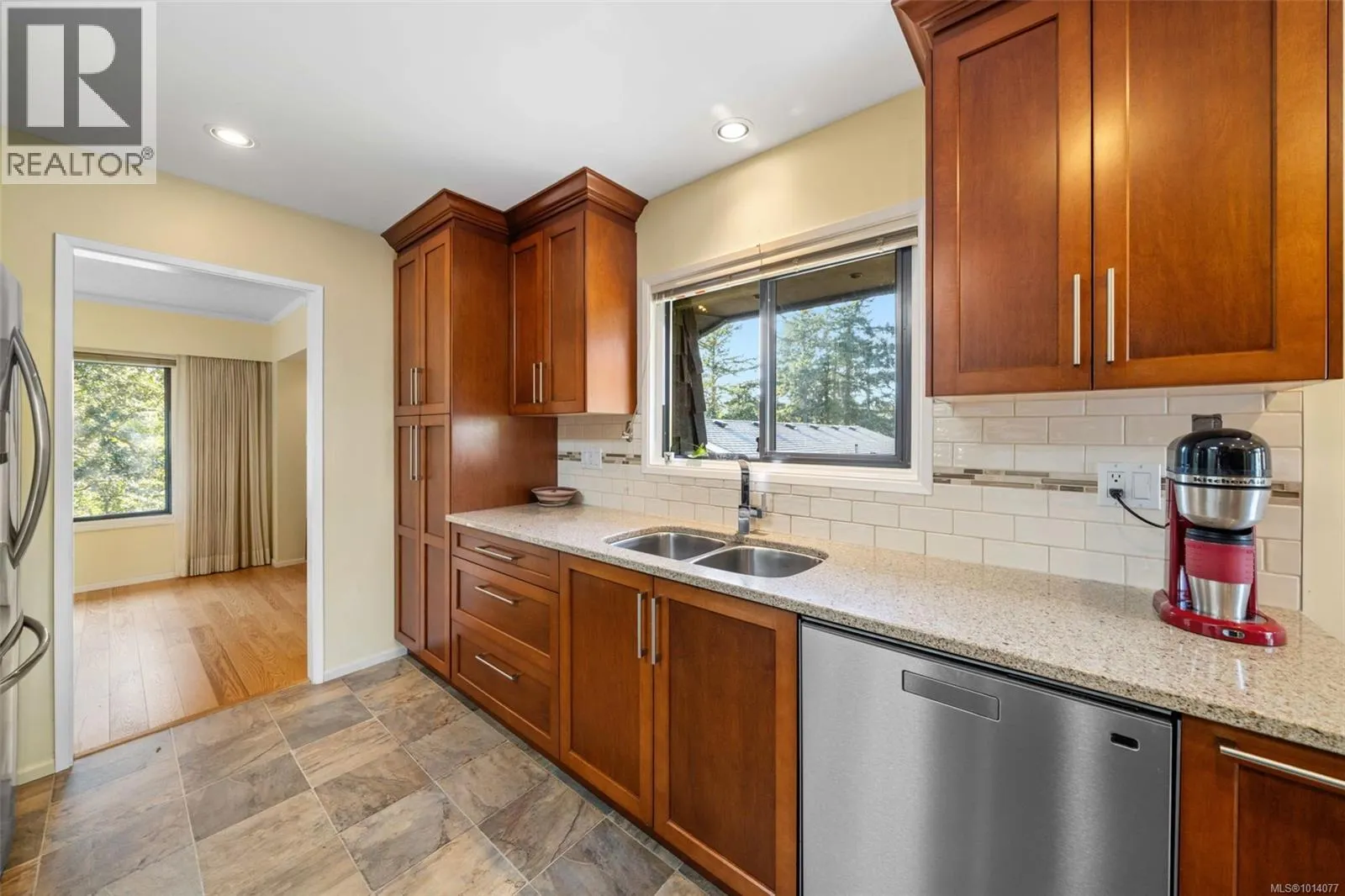 994 Landeen Pl
