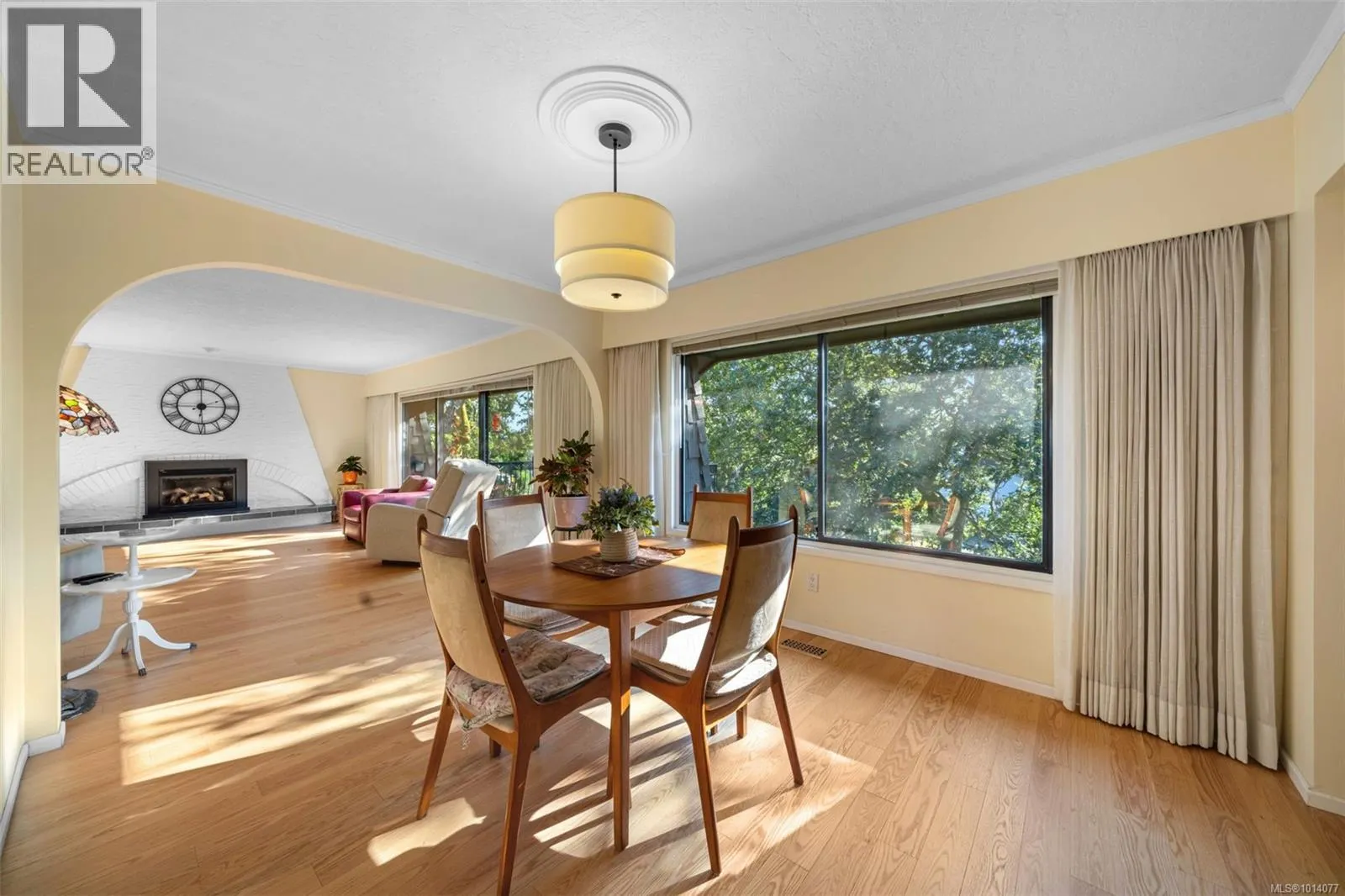 994 Landeen Pl