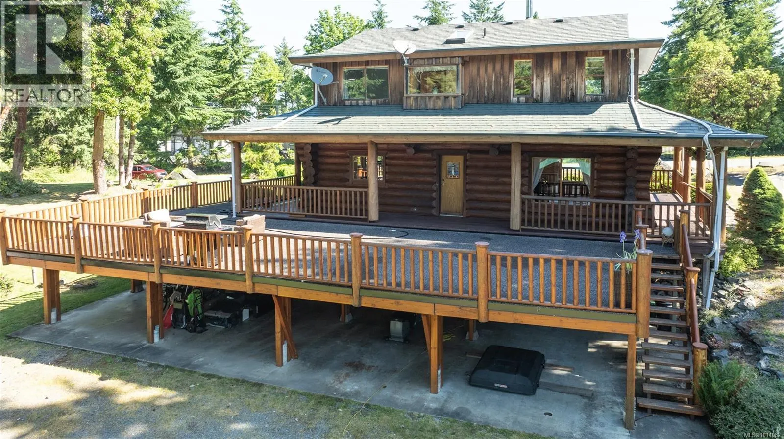 3769 Panorama Cres