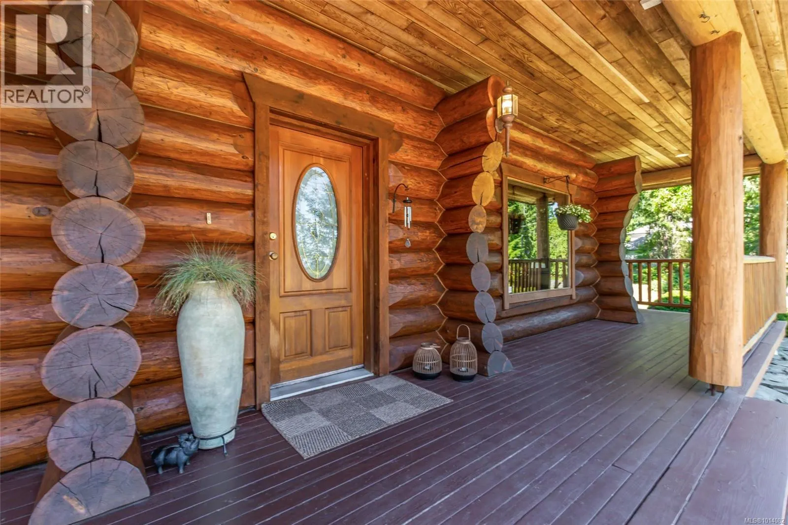 3769 Panorama Cres