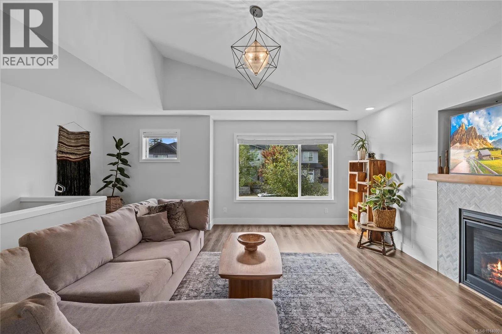 544 Grewal Pl