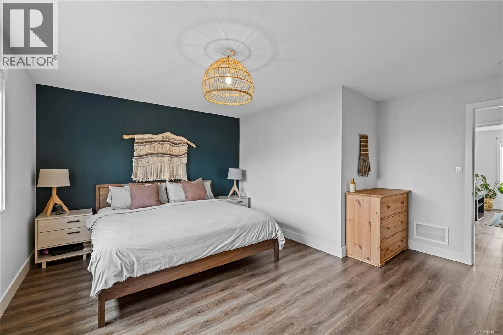 544 Grewal Pl