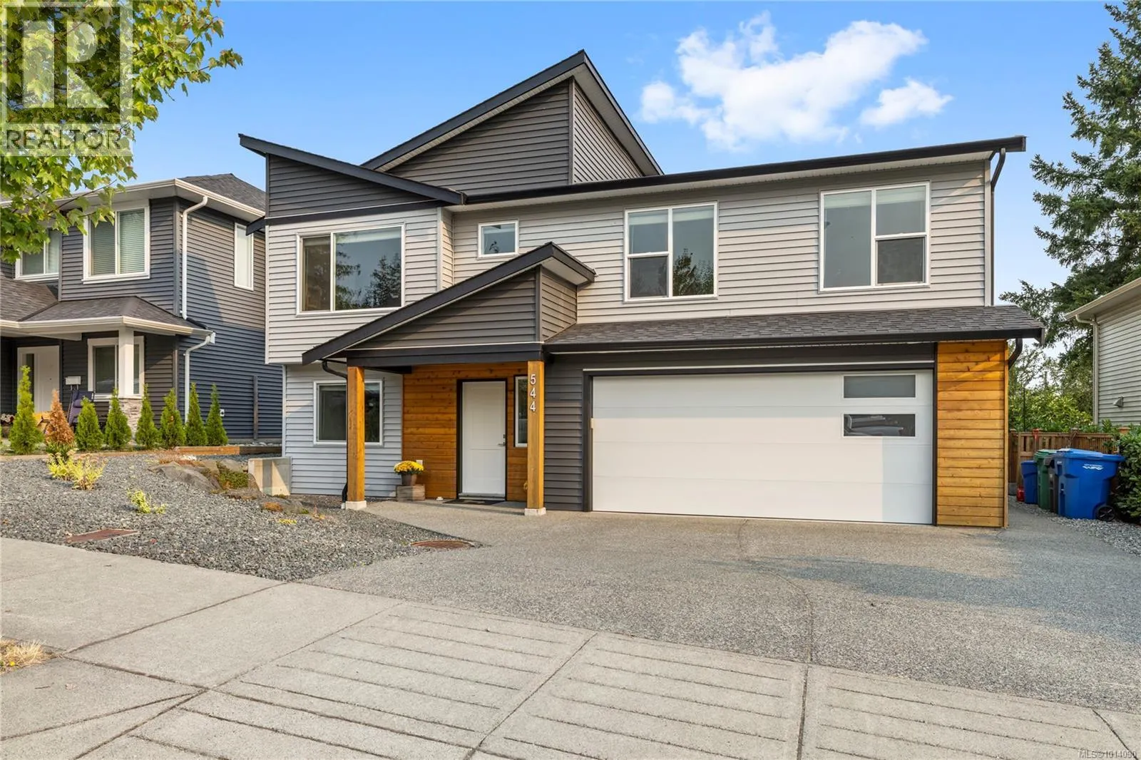 544 Grewal Pl