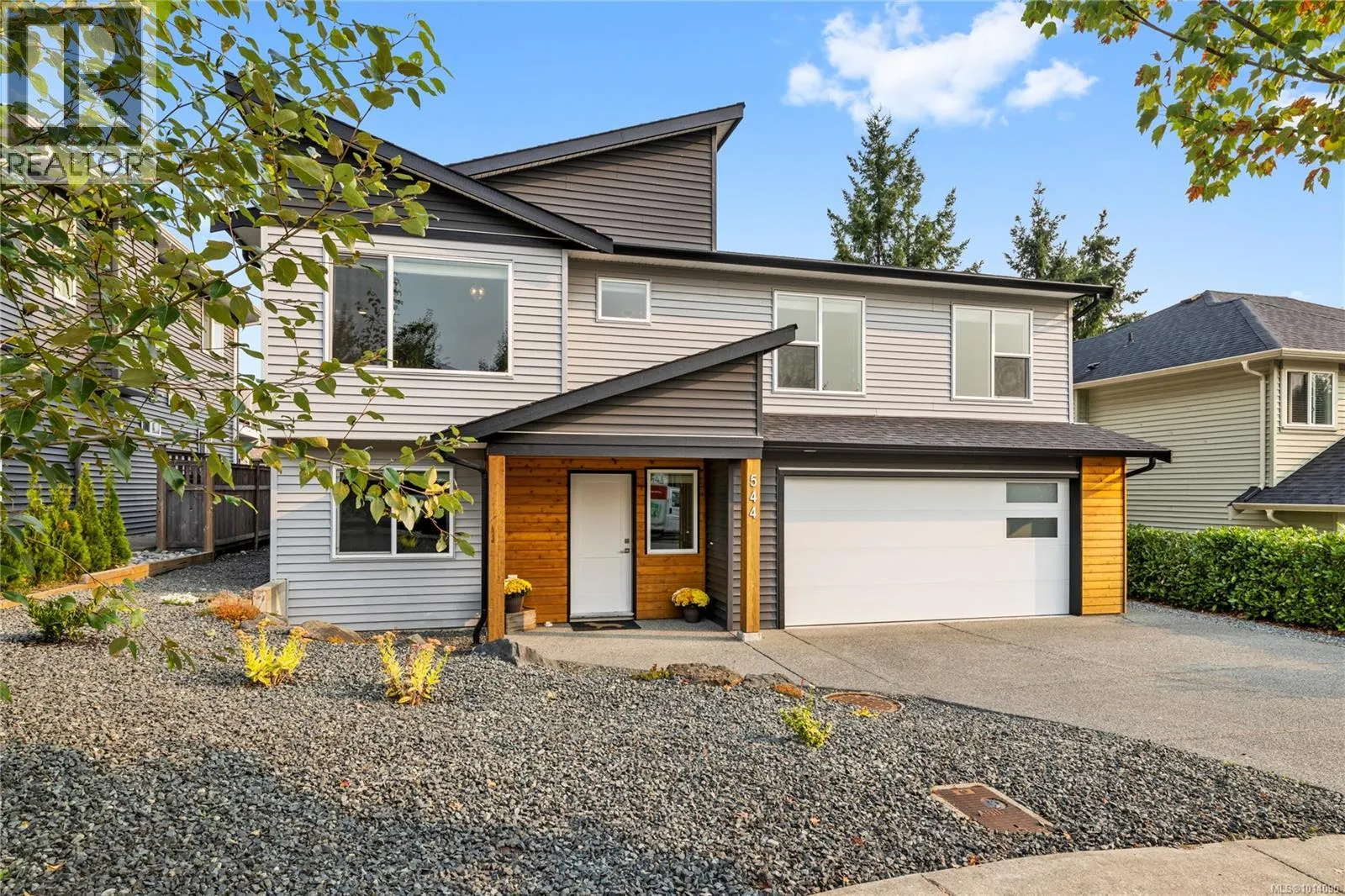 544 Grewal Pl