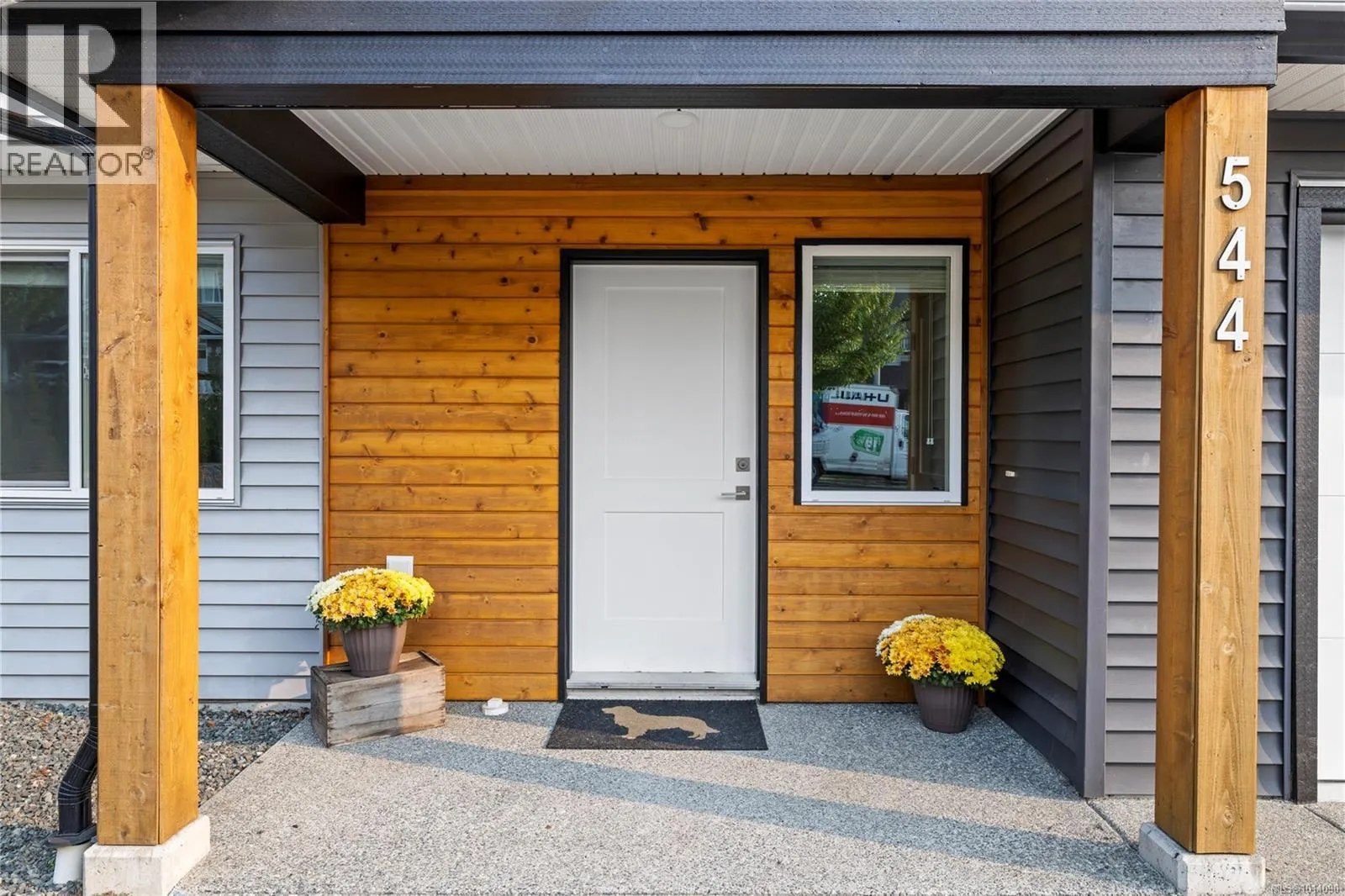 544 Grewal Pl