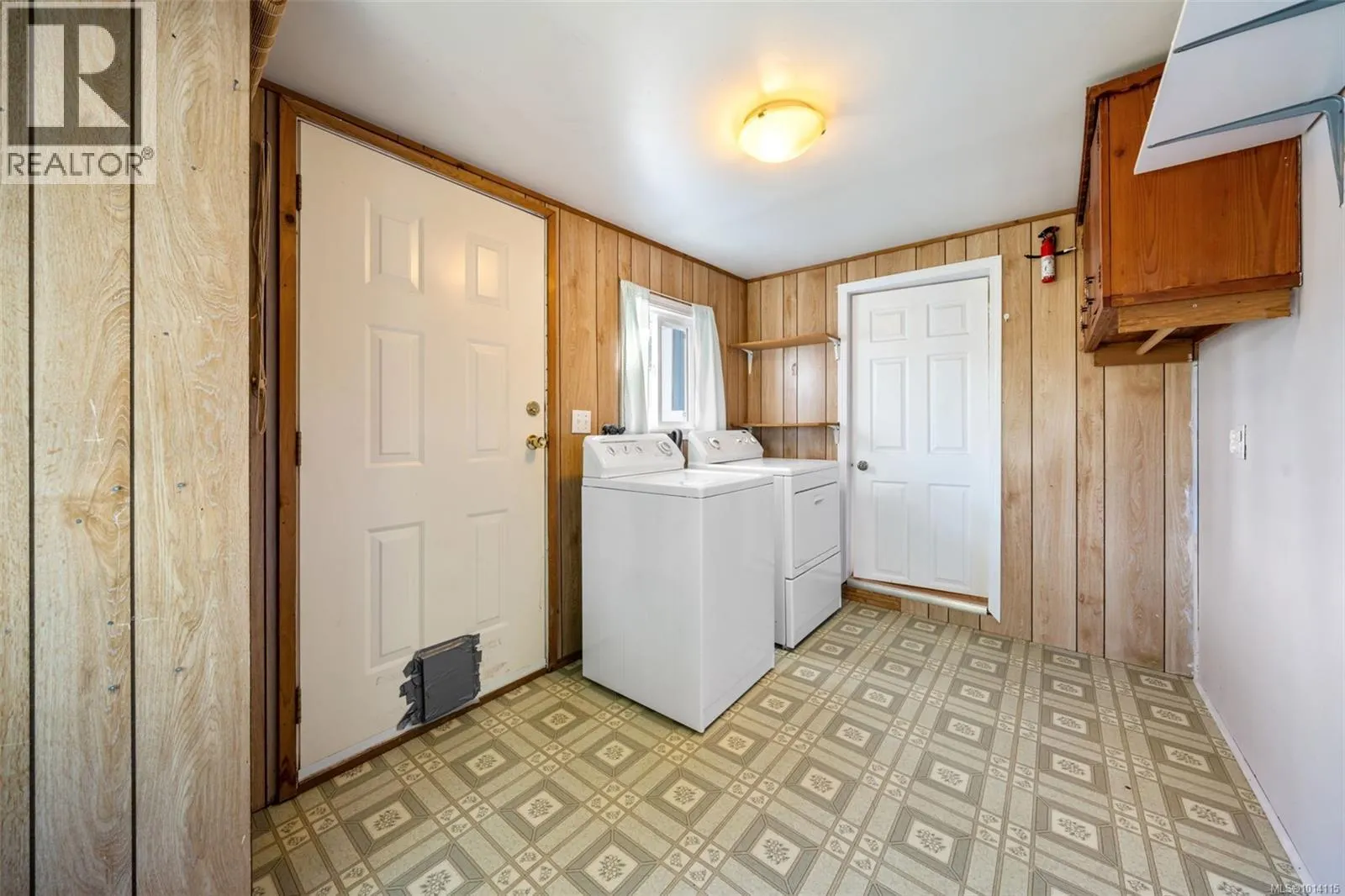 4 1265 Cherry Point Rd