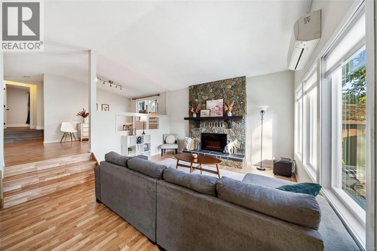 1030 Burnside Rd W