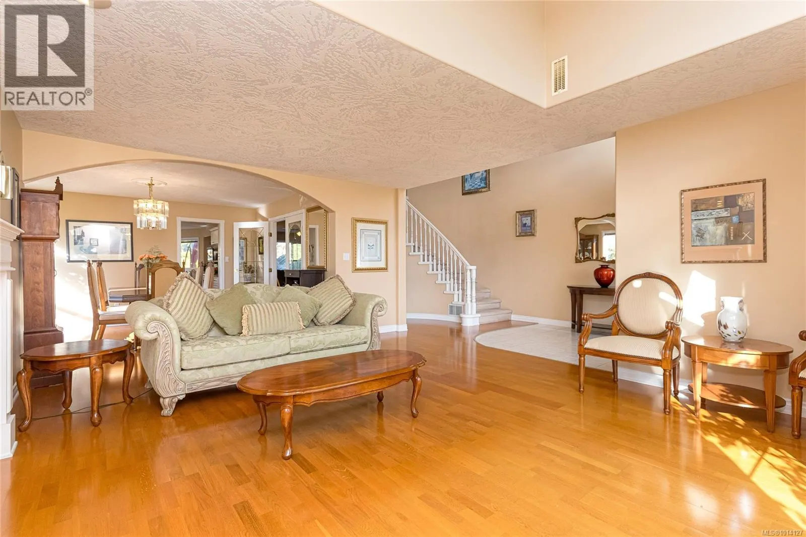 2350 Setchfield Ave