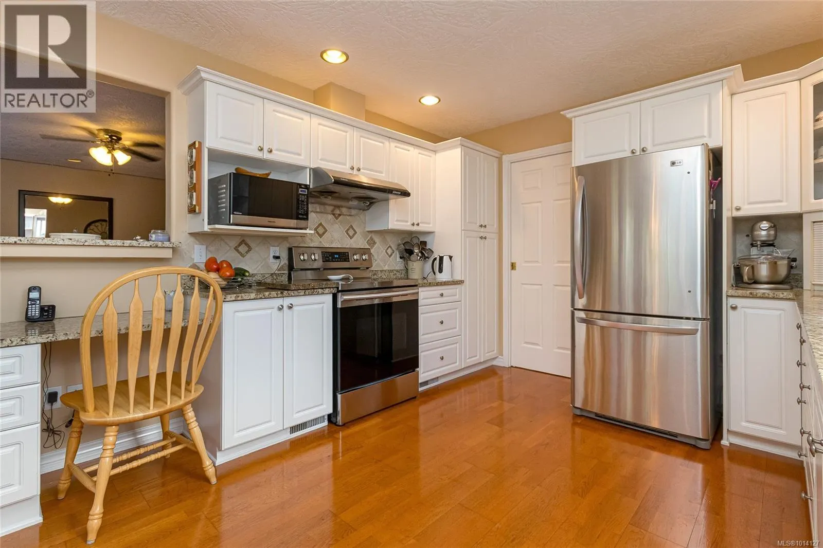 2350 Setchfield Ave
