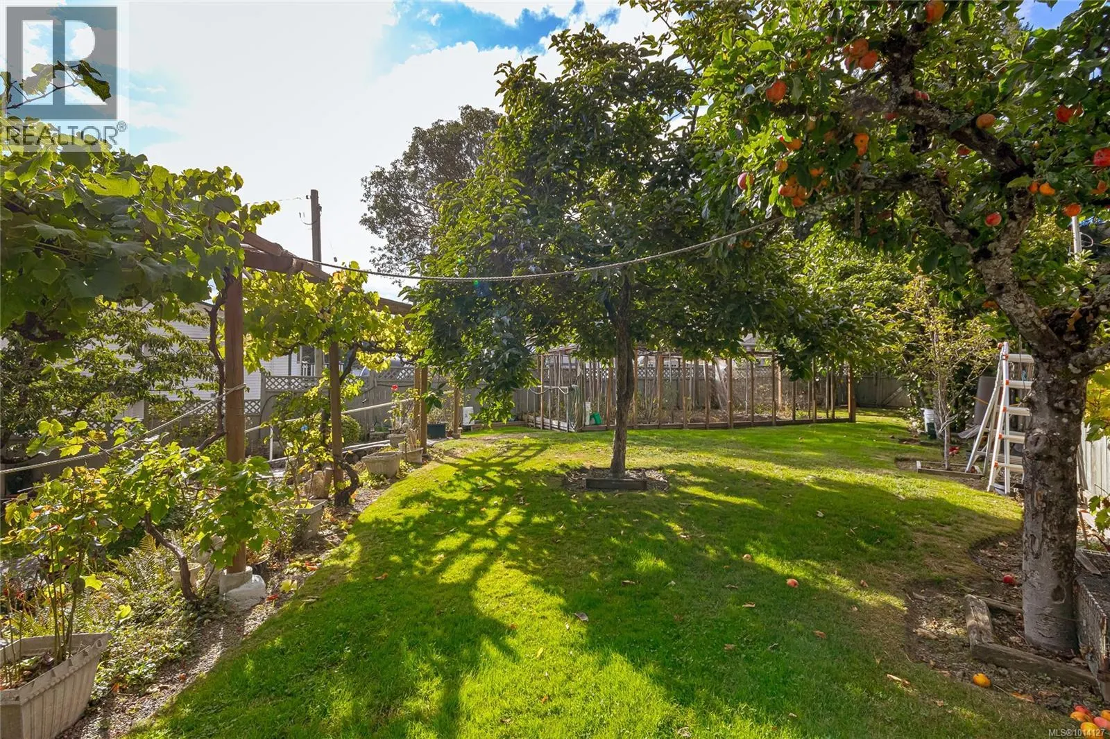 2350 Setchfield Ave