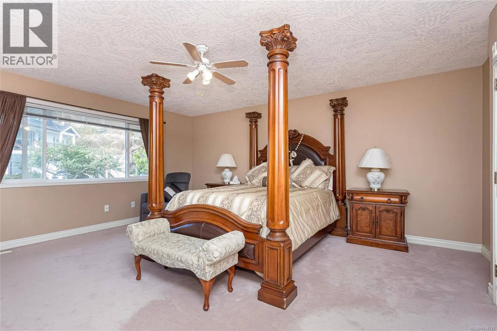 2350 Setchfield Ave
