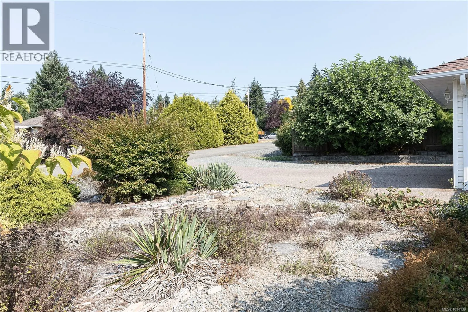 548 Hawthorne Dr