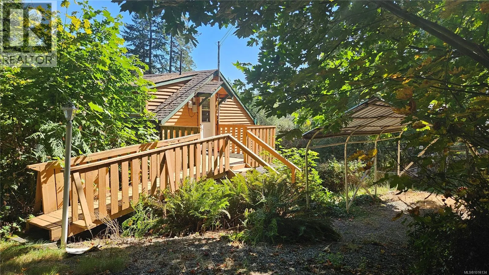 5162 Sooke Rd