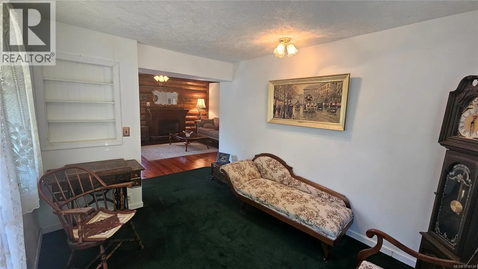 5162 Sooke Rd
