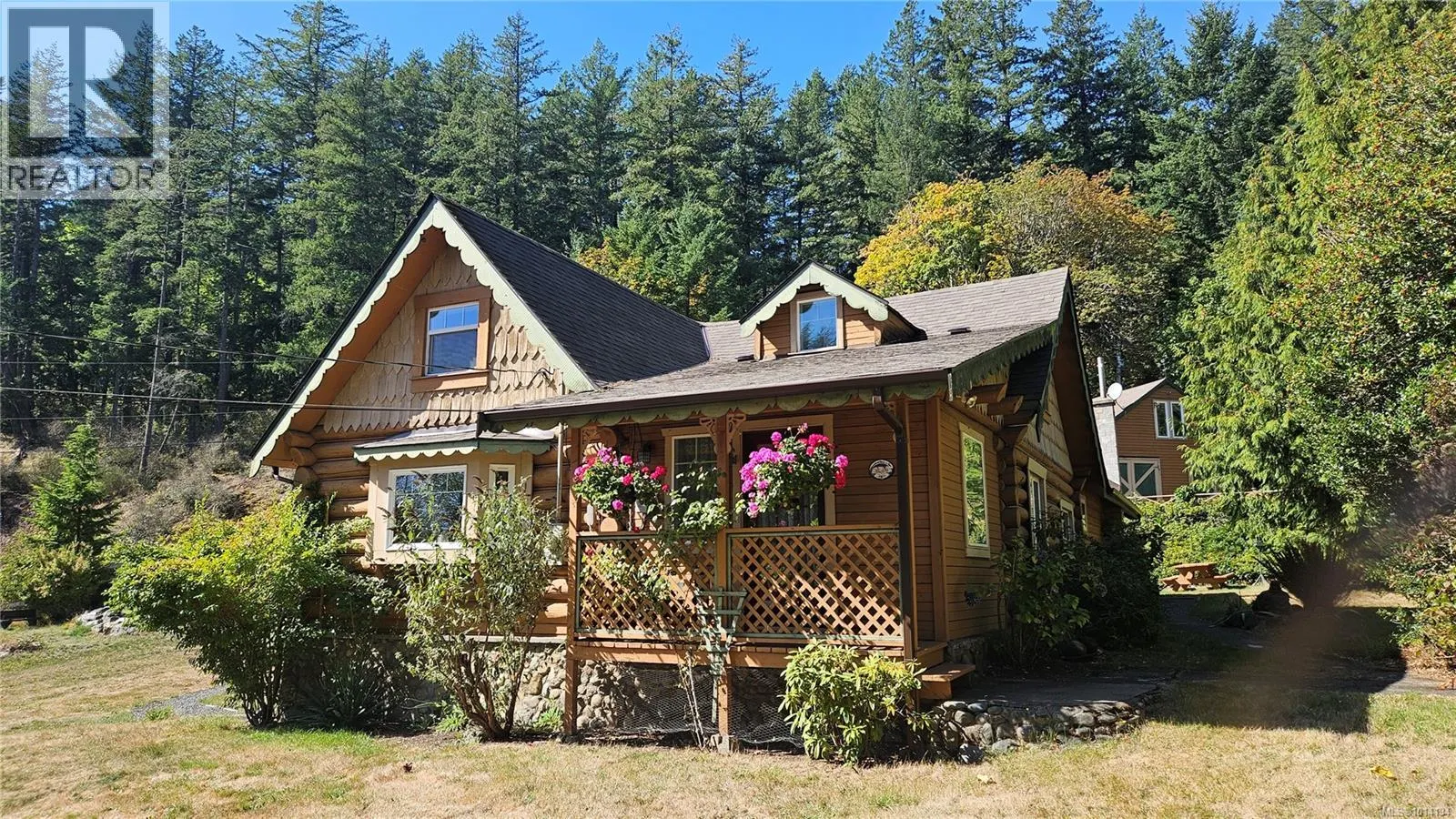 5162 Sooke Rd