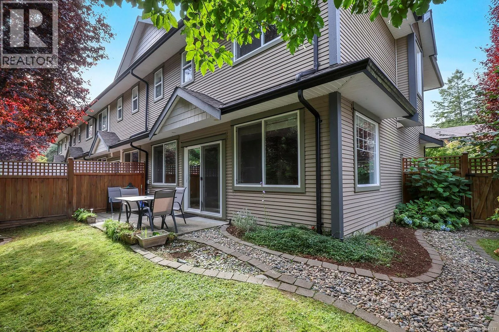 48 2112 Cumberland Rd