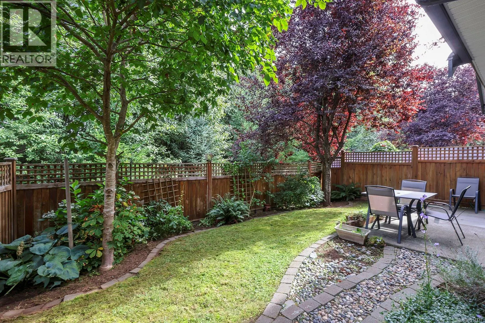 48 2112 Cumberland Rd