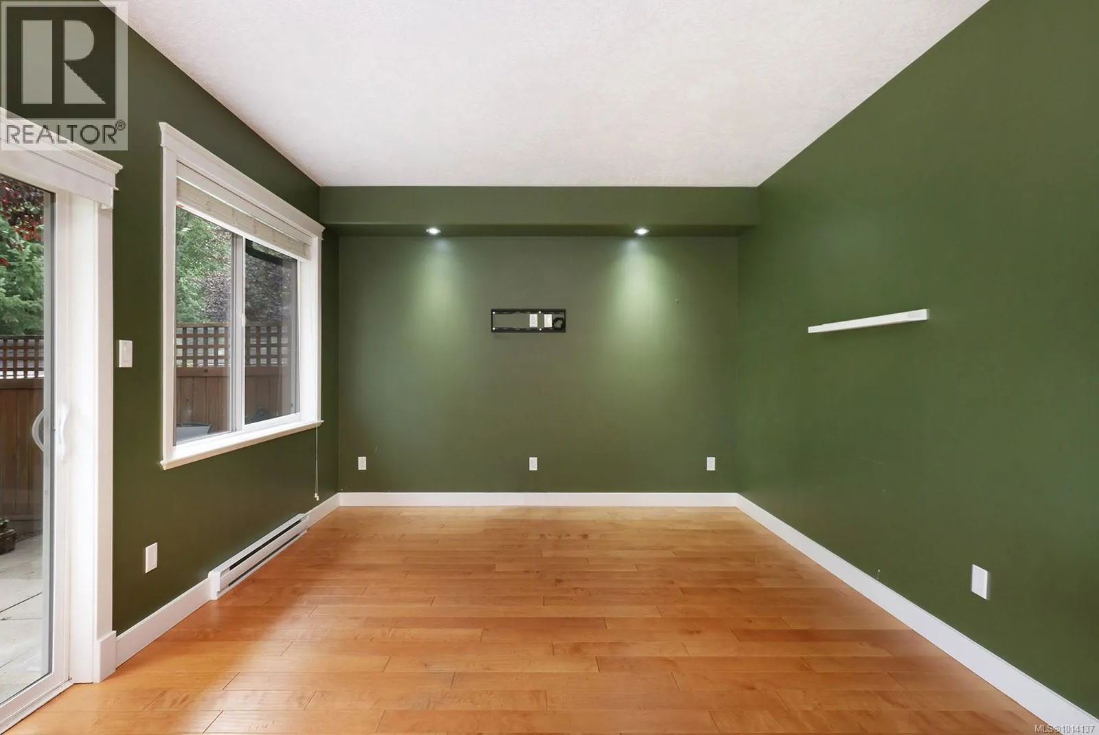 48 2112 Cumberland Rd