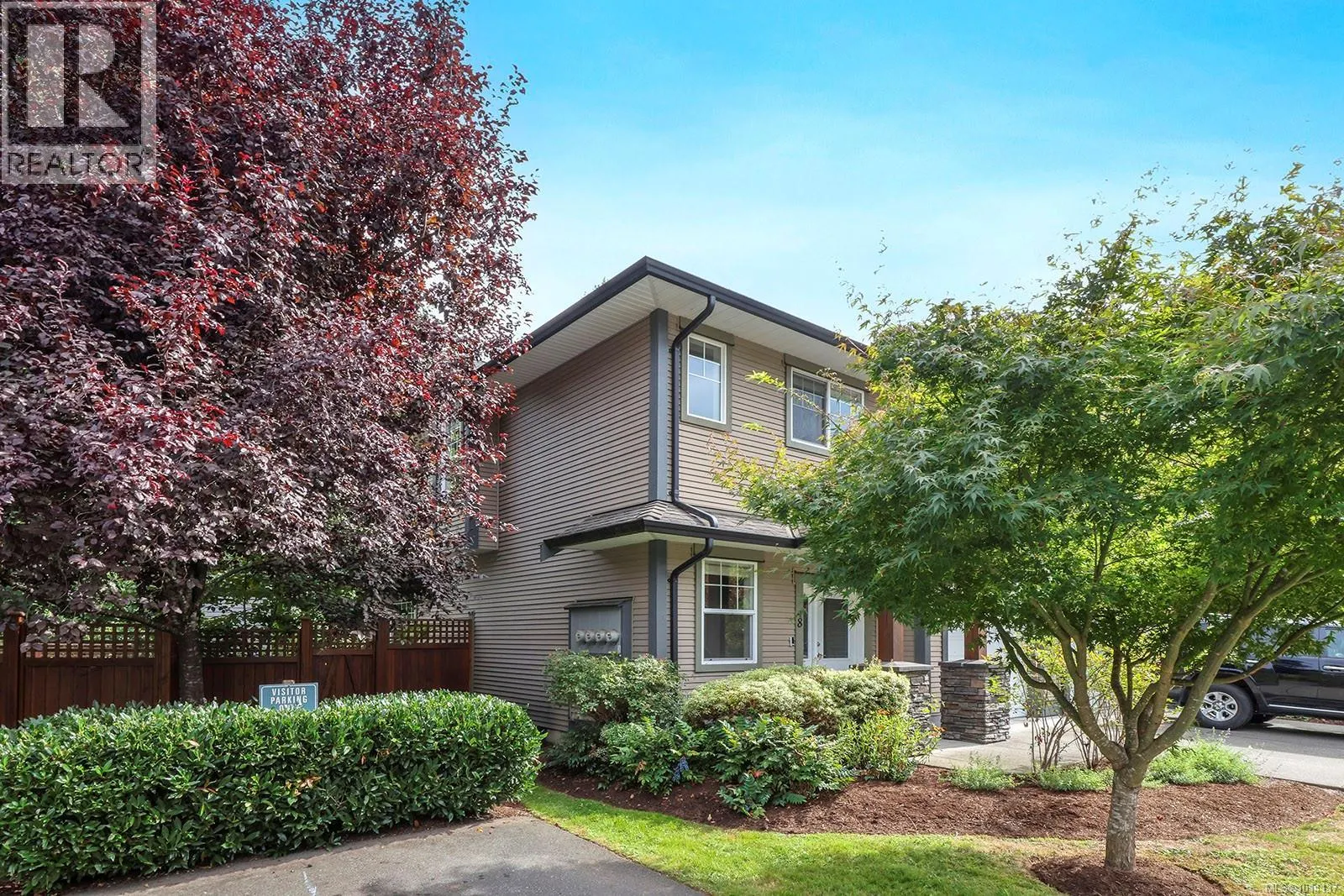 48 2112 Cumberland Rd