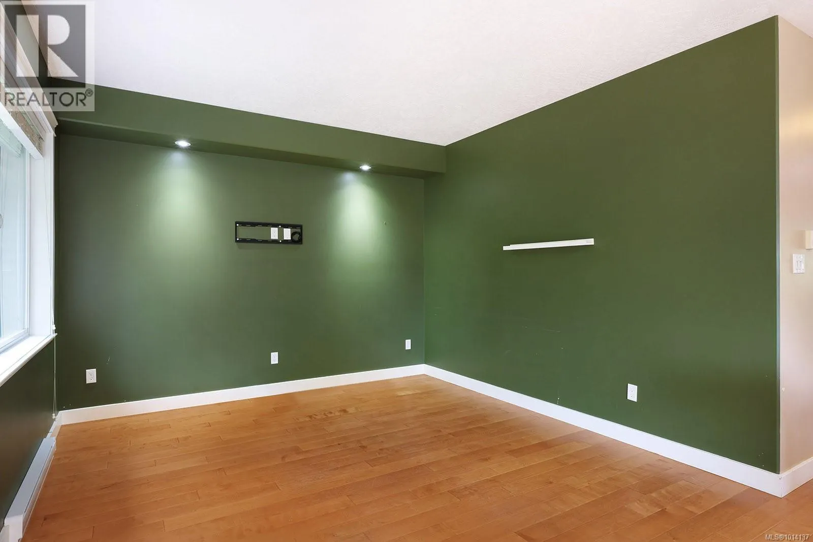 48 2112 Cumberland Rd
