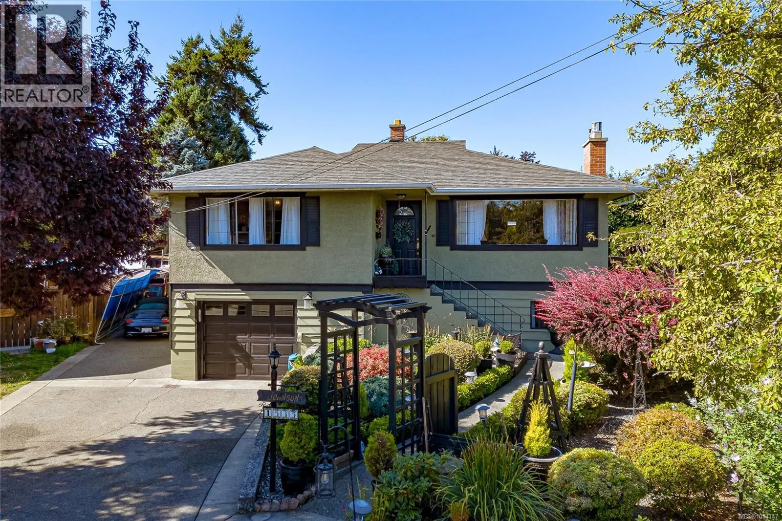 1535 Earle Pl