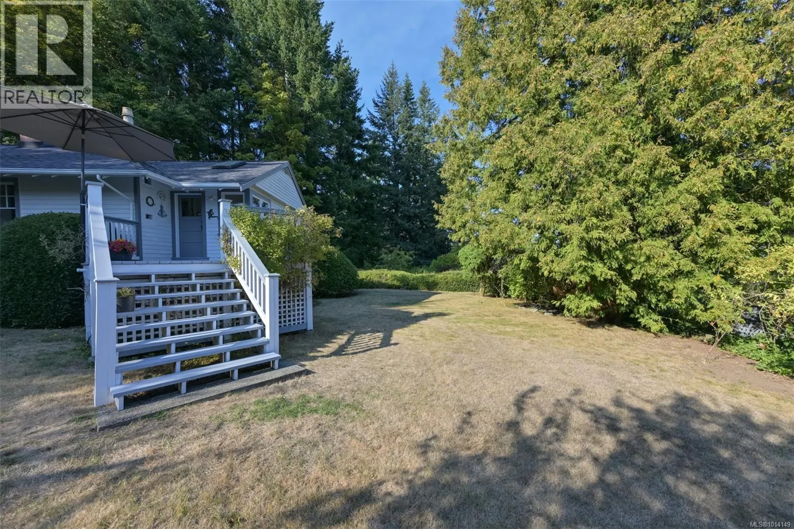 8645 East Saanich Rd