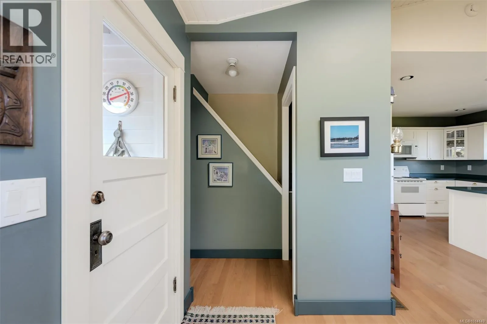 8645 East Saanich Rd