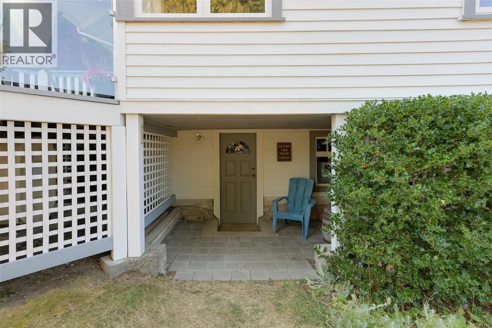 8645 East Saanich Rd