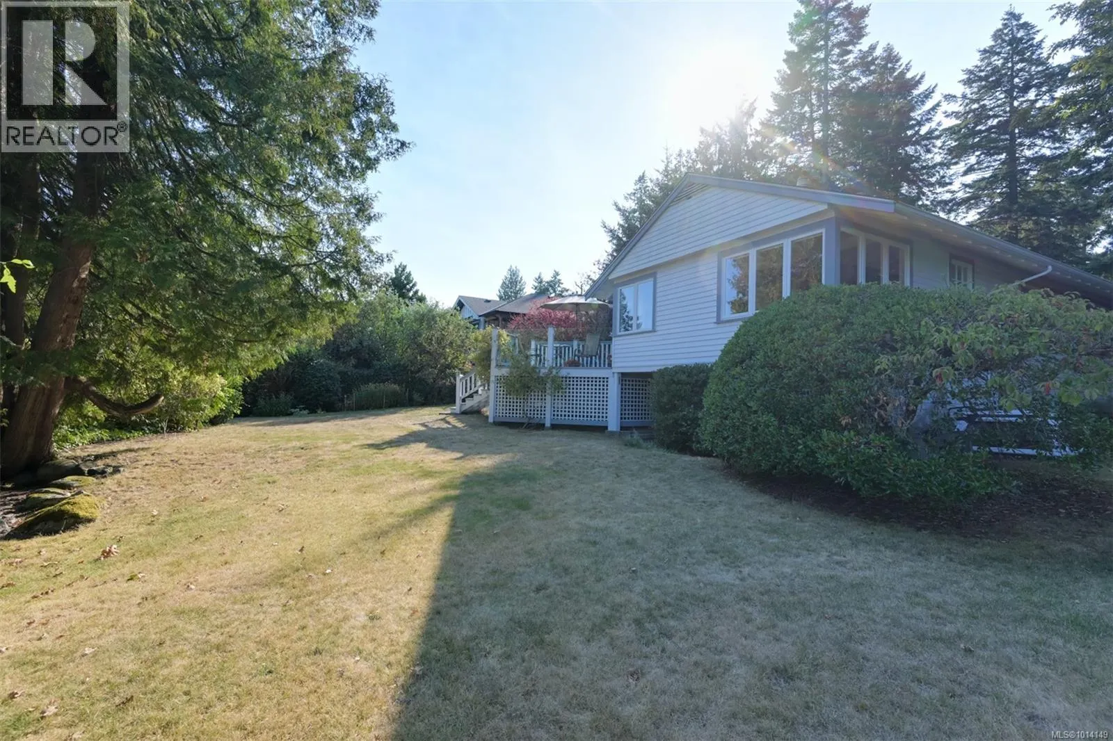 8645 East Saanich Rd