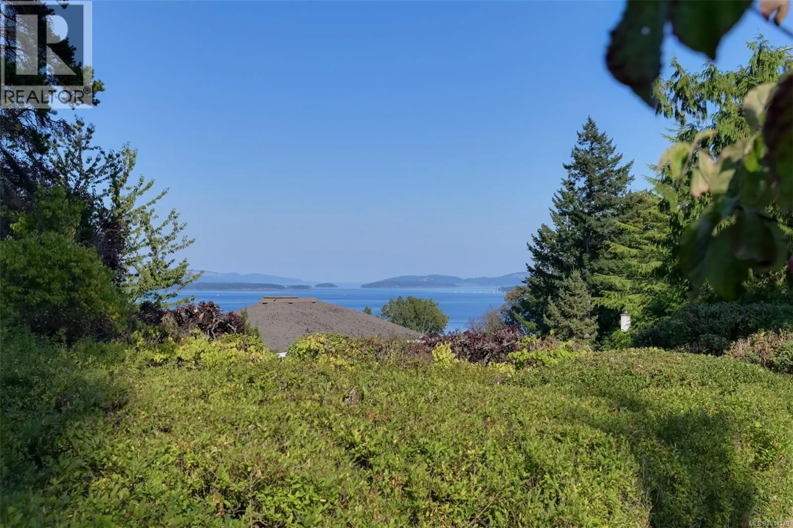 8645 East Saanich Rd