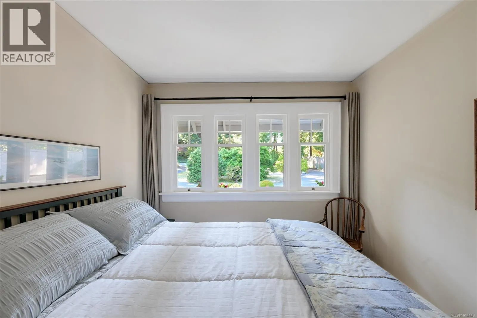 8645 East Saanich Rd