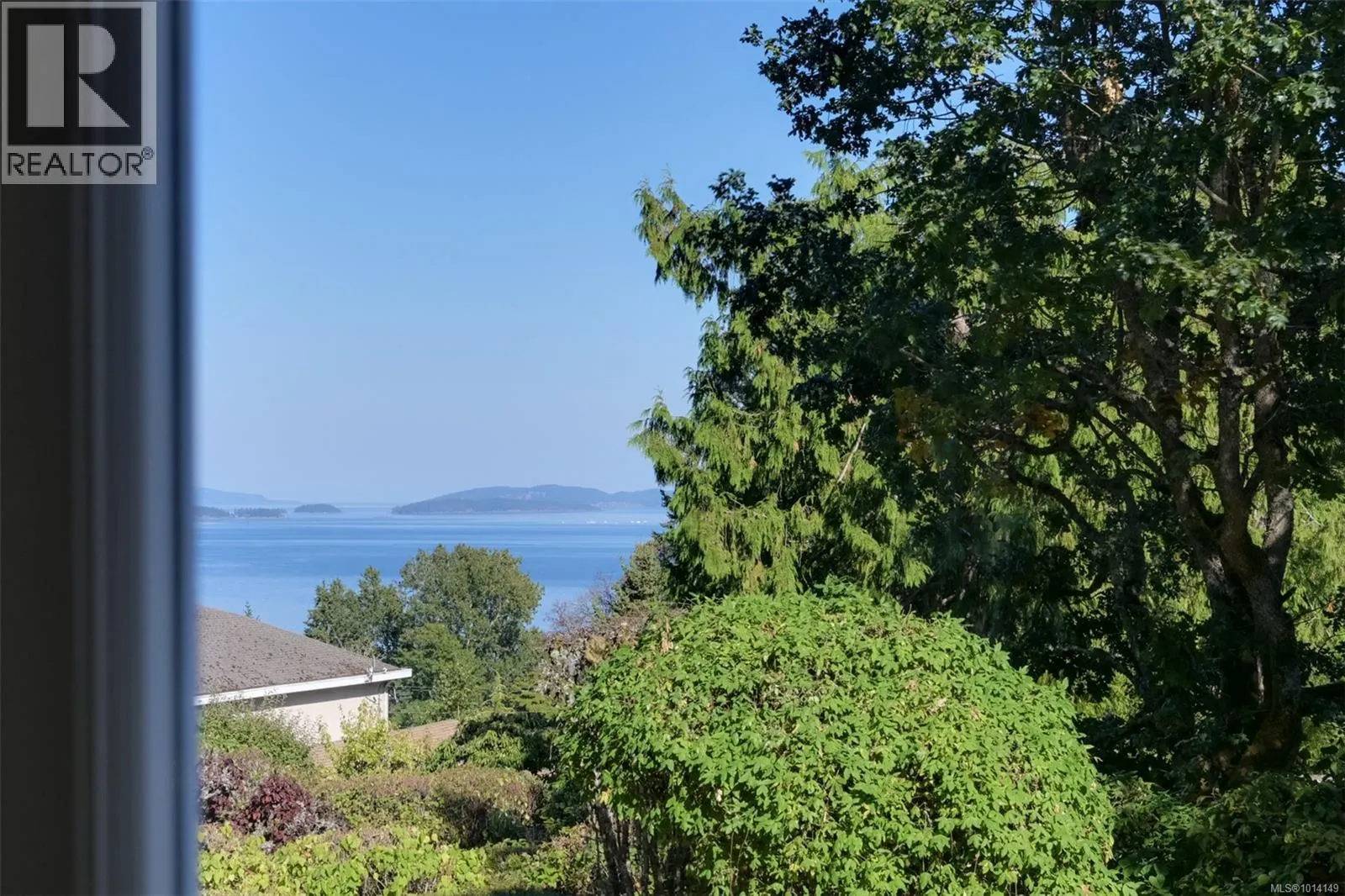 8645 East Saanich Rd