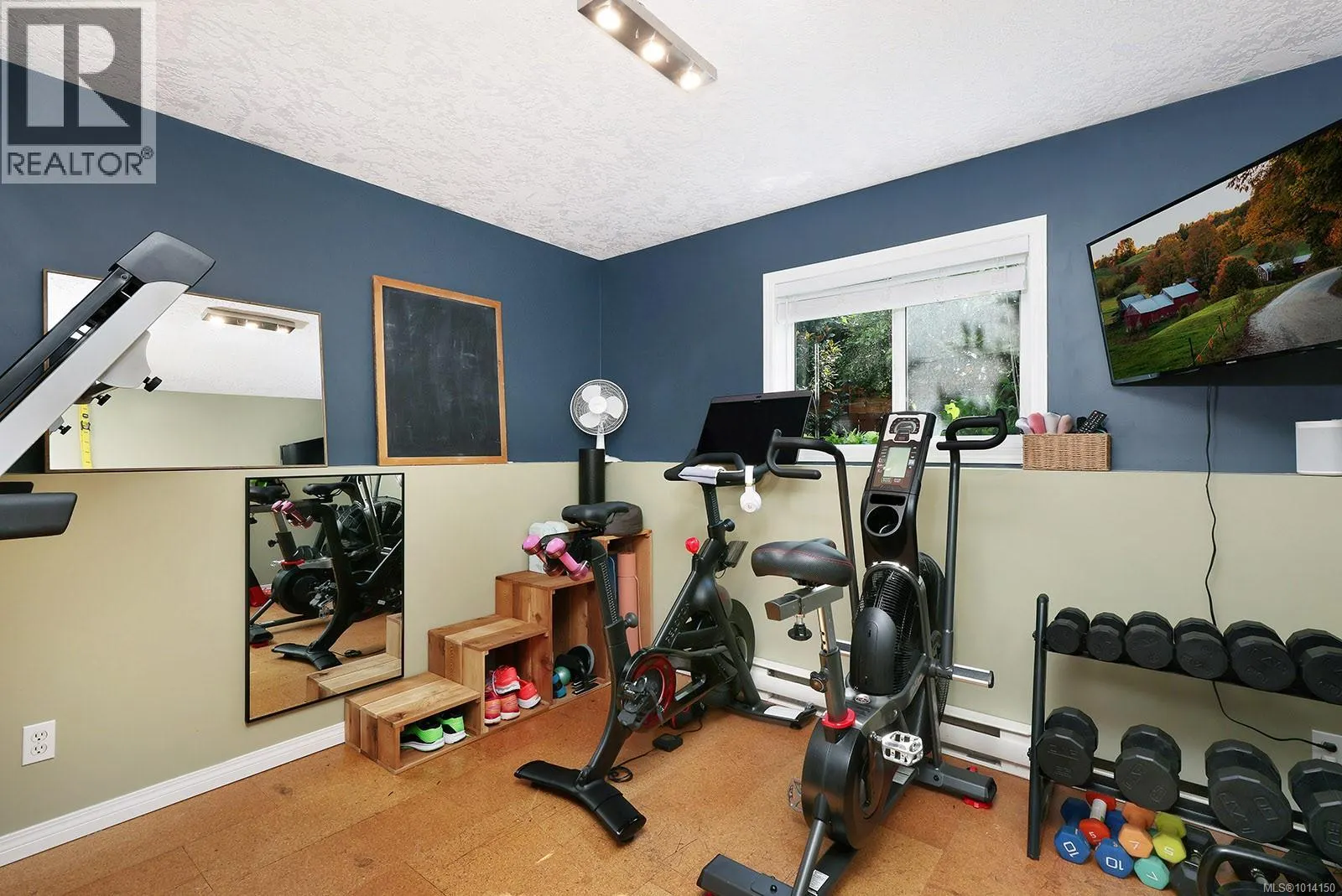 1281 Noel Ave