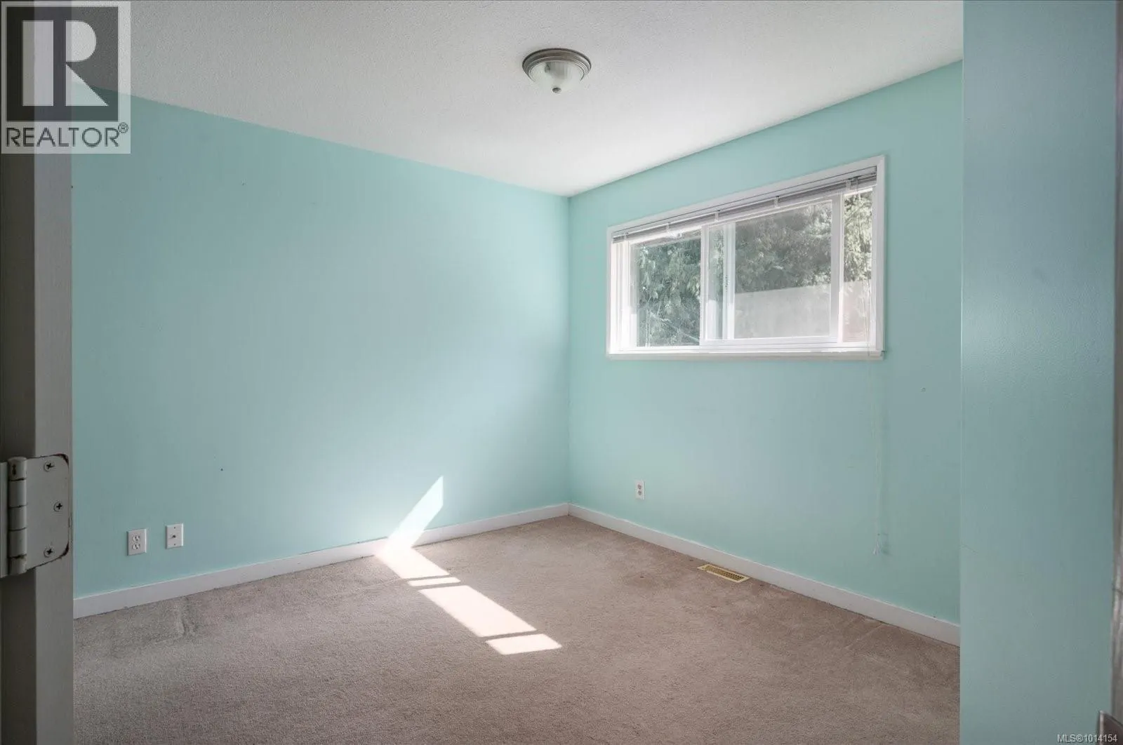 105 McColl Rd