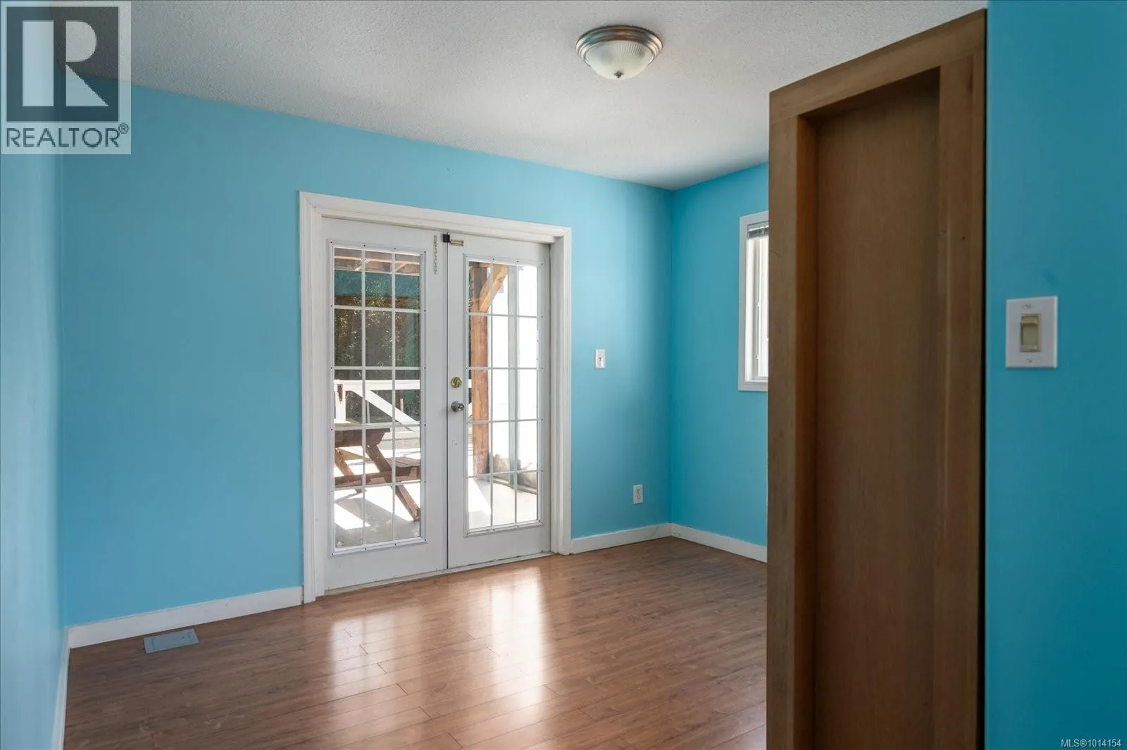 105 McColl Rd