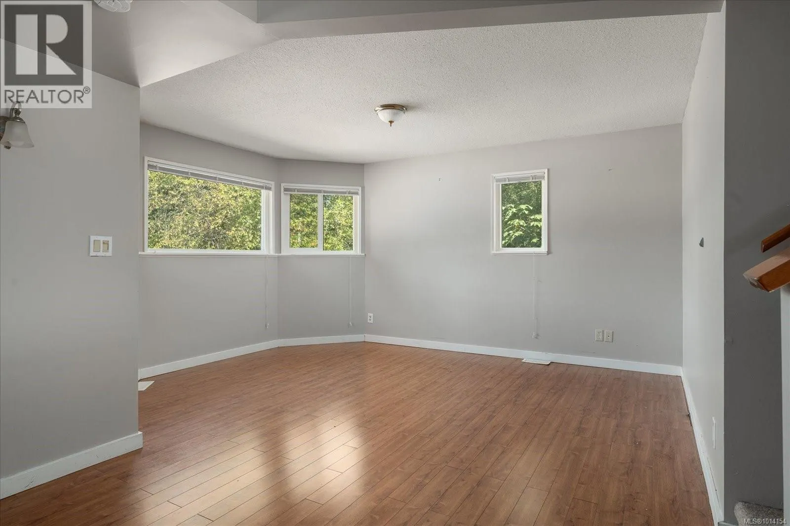 105 McColl Rd