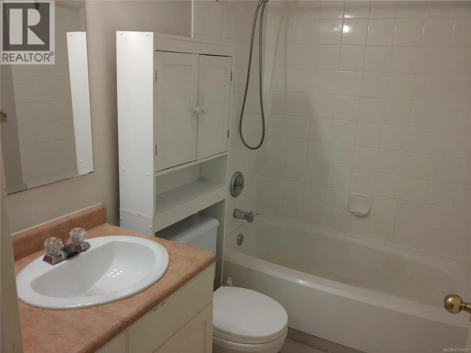 1046 St. Charles St