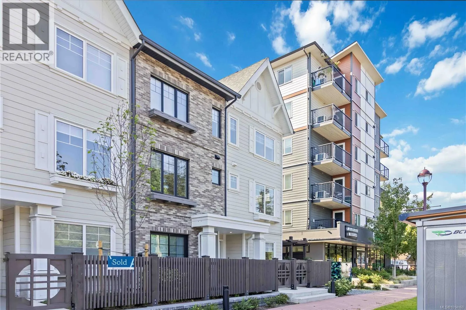 115 3210 Glendale Pl
