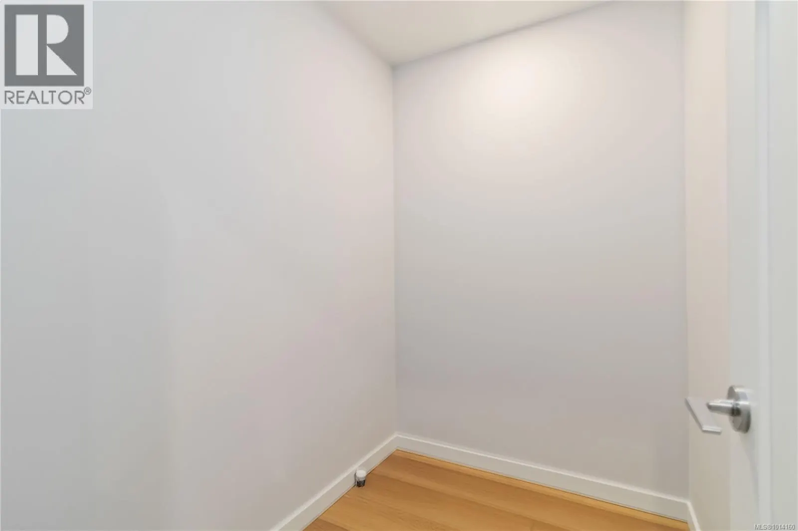 115 3210 Glendale Pl