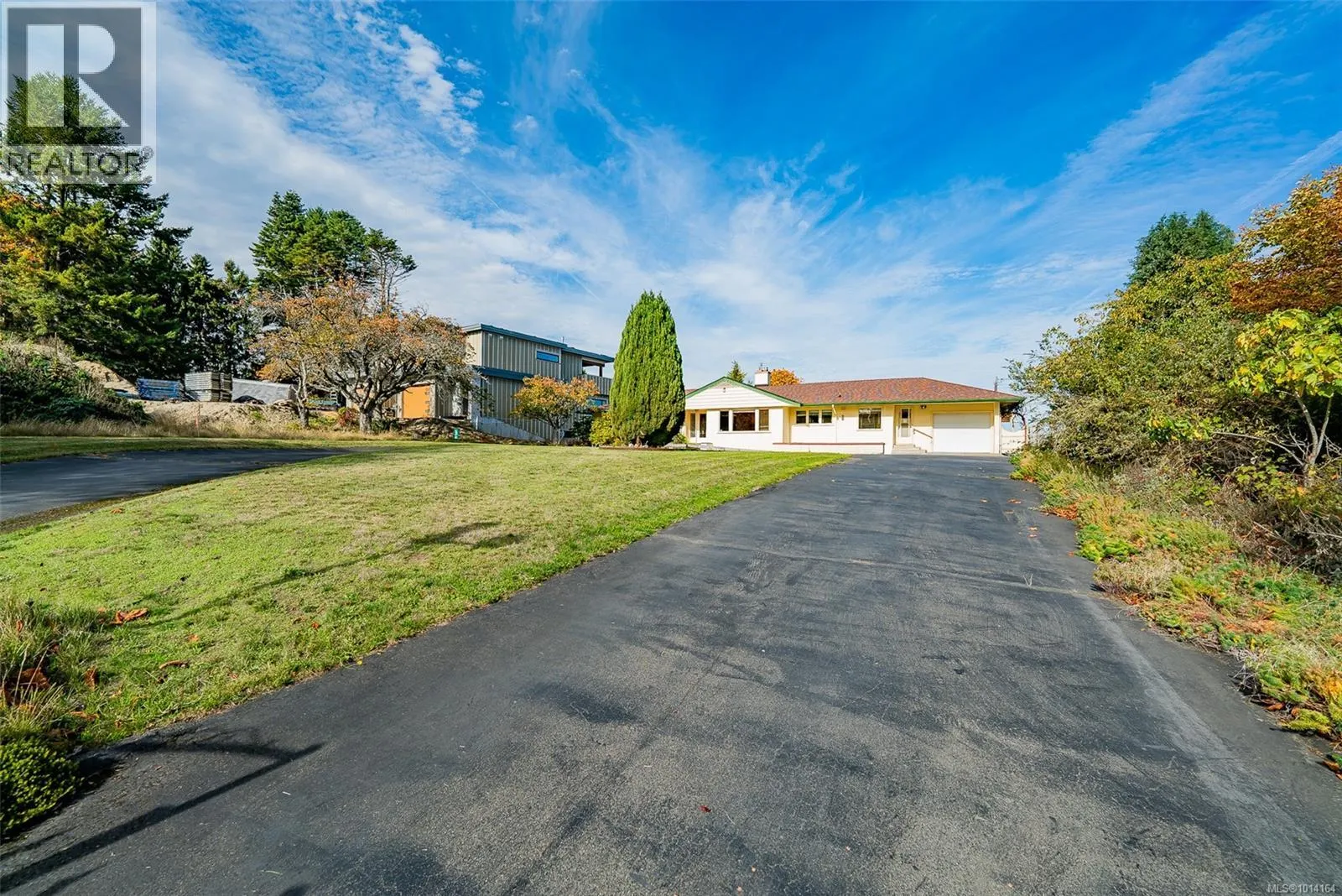 441 Memorial Ave