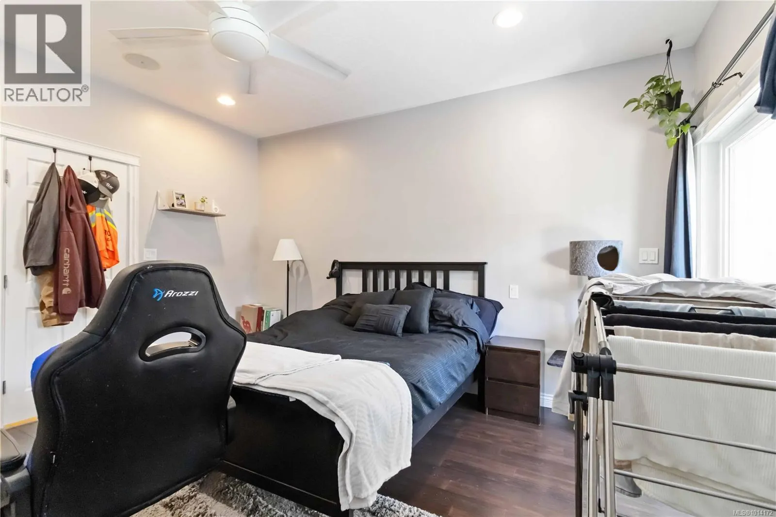 808 Jagdeep Pl