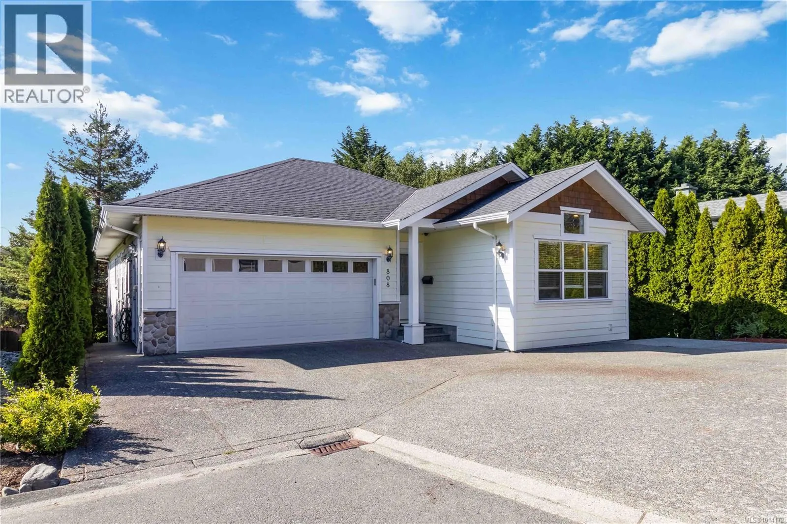 808 Jagdeep Pl
