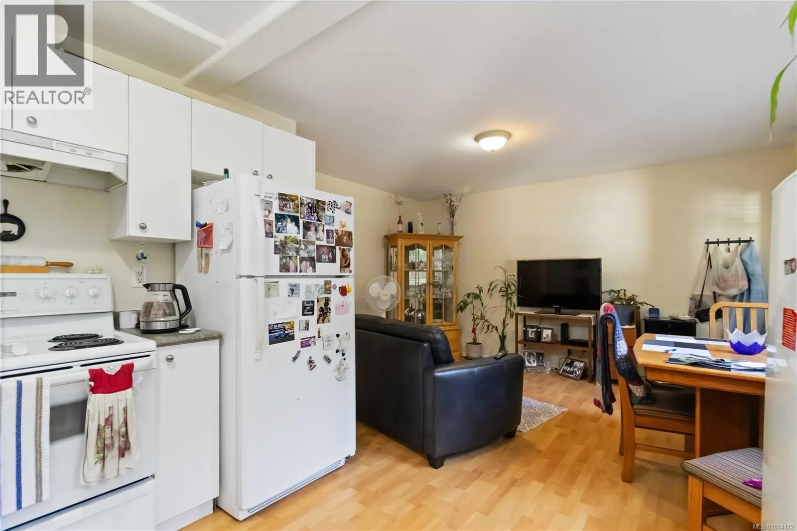 808 Jagdeep Pl