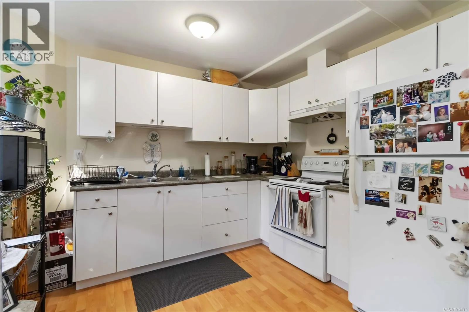 808 Jagdeep Pl