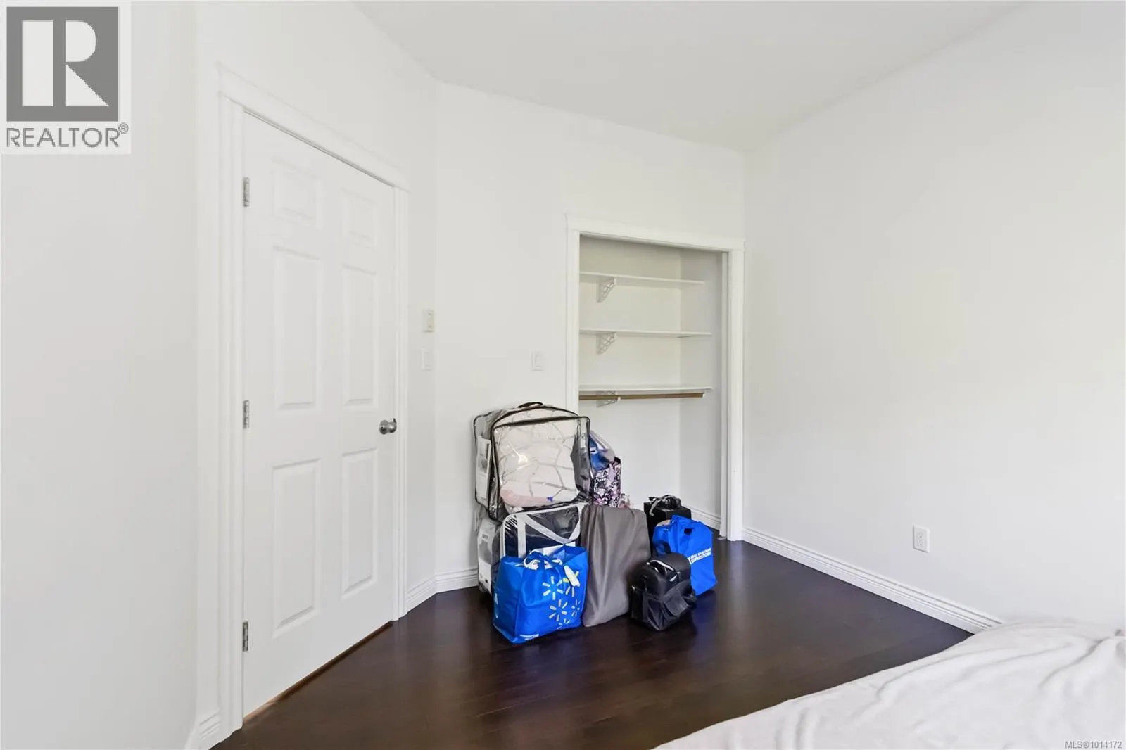 808 Jagdeep Pl