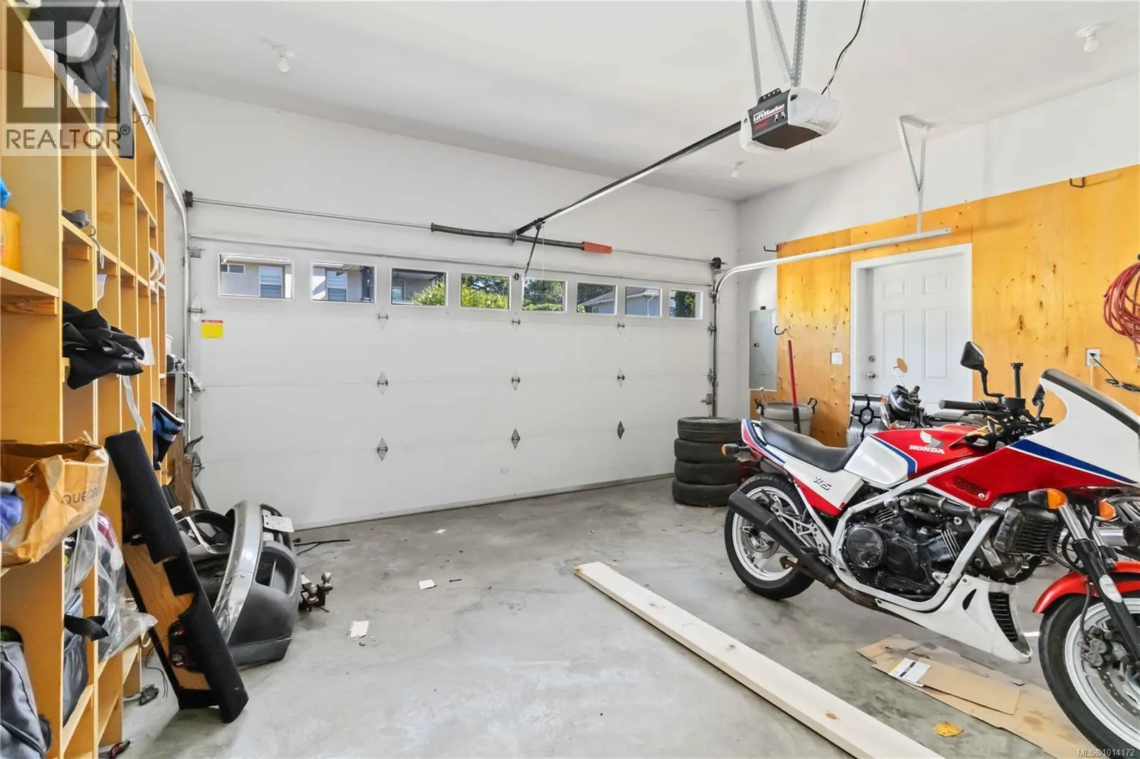 808 Jagdeep Pl