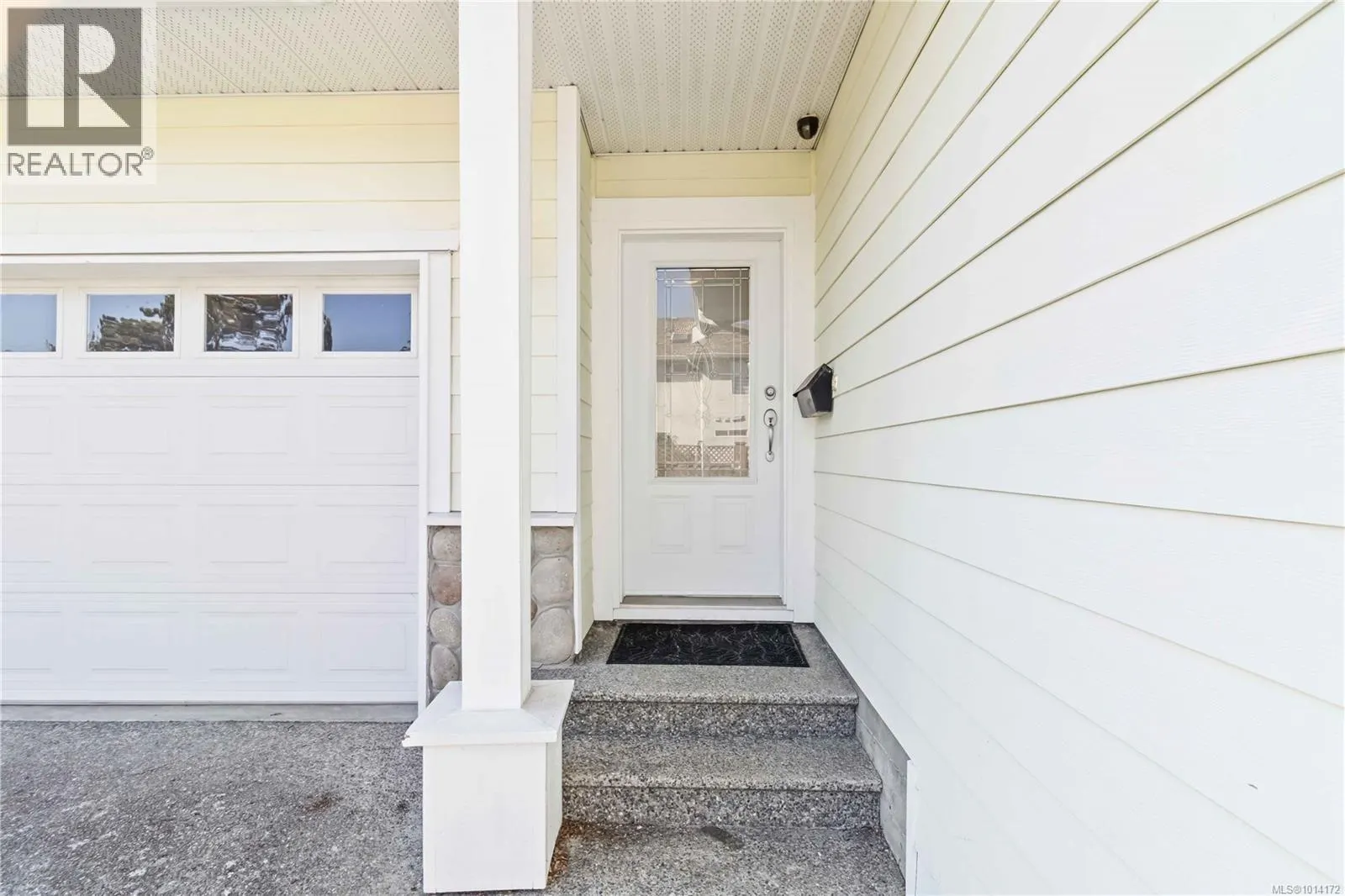 808 Jagdeep Pl